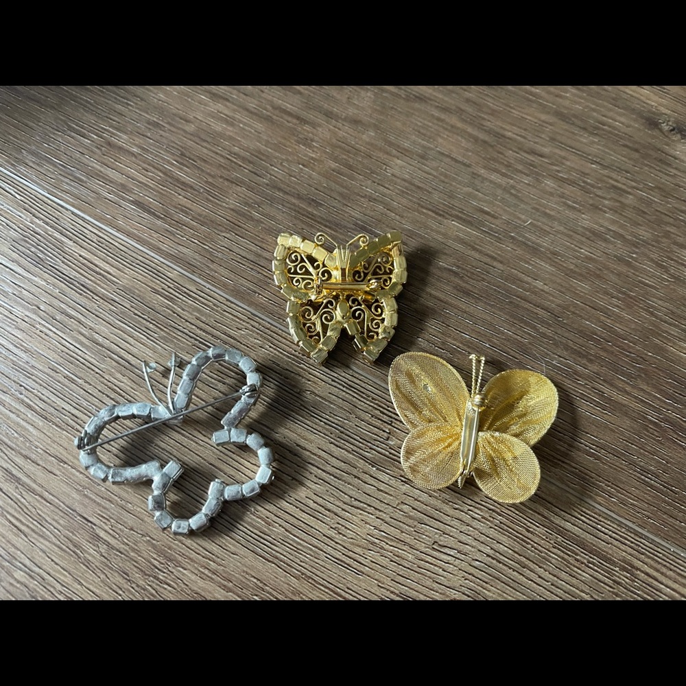 Beautiful Vintage Butterfly Brooch Bundle - Picture 8 of 12